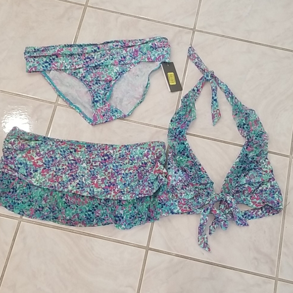 Kenneth Cole Reaction Other - Kenneth floral bikini